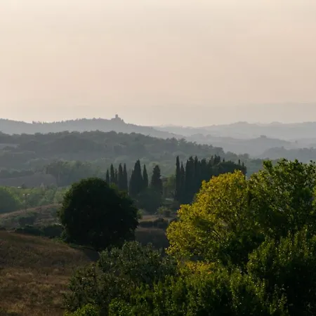 Casale Santa Barbara Guest house Montefollonico